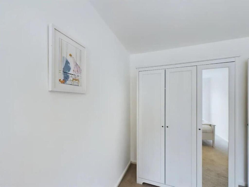 Cozy 1br Flat Walk From Fields Sleeps 2 Pass The Keys Apartment London